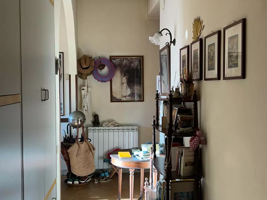 Immagine 18 di Quadrilocale in vendita  a Carrara