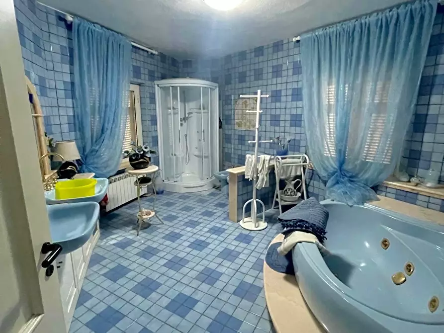 Immagine 18 di Casa trifamiliare in vendita  a Tresana