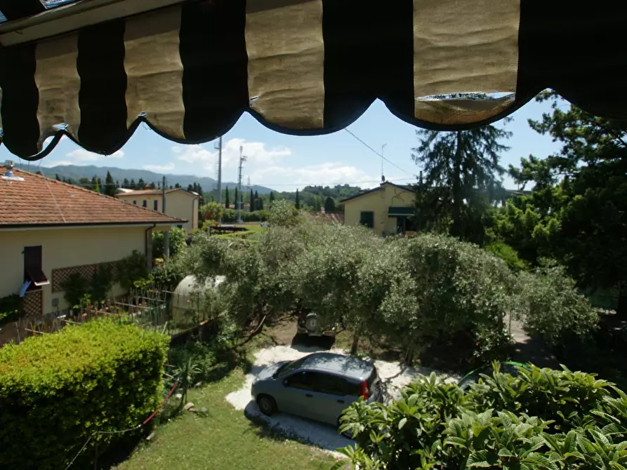 Immagine 3 di Casa bifamiliare in vendita  a Sarzana