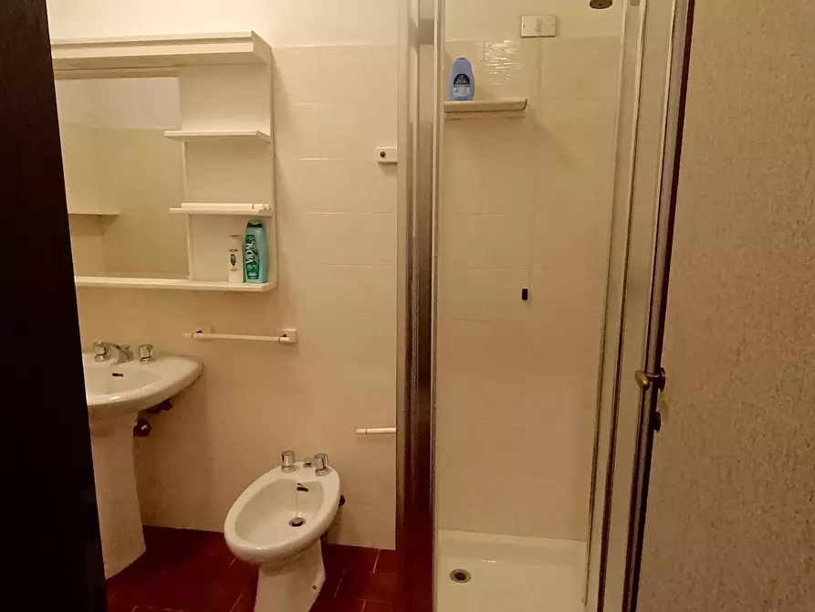 Immagine 8 di Quadrilocale in vendita  a Ameglia