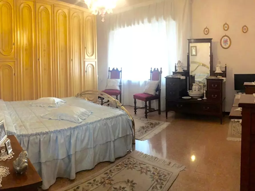 Immagine 23 di Casa semindipendente in vendita  a Castelnuovo Magra