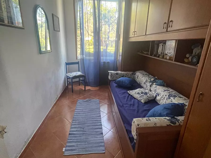Immagine 4 di Porzione di casa in vendita  a Ameglia