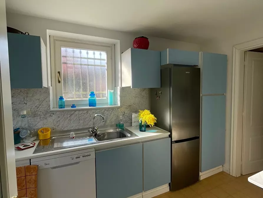 Immagine 9 di Porzione di casa in vendita  a Carrara