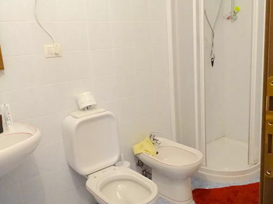 Immagine 4 di Bilocale in vendita  a Ameglia