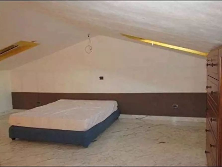 Immagine 9 di Casa semindipendente in vendita  a Castelnuovo Magra