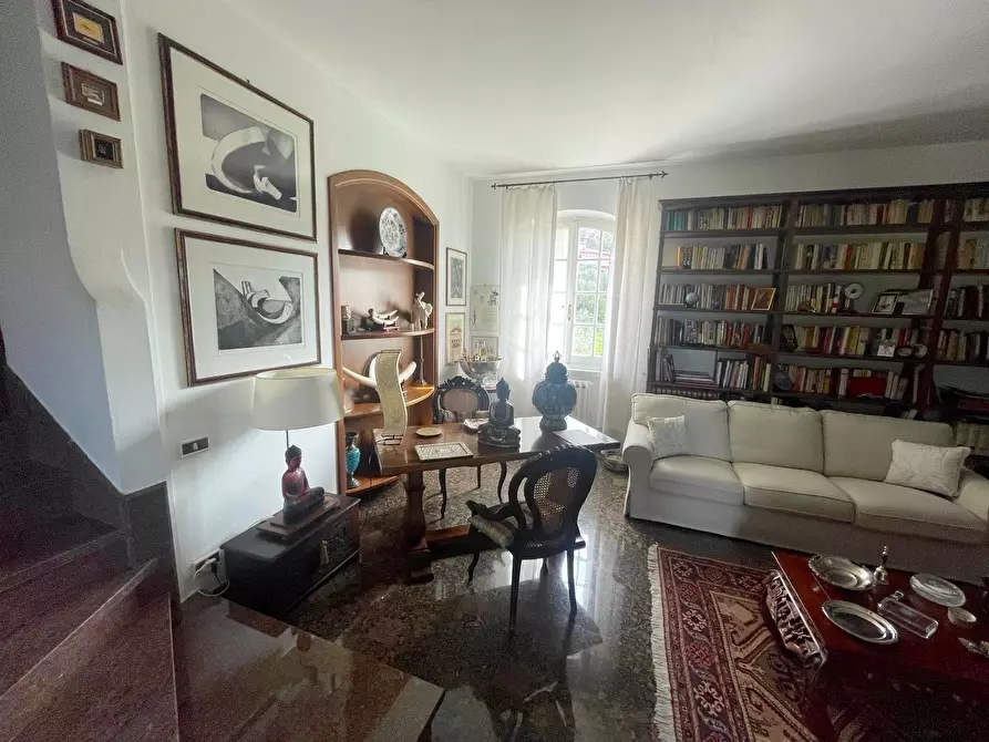 Immagine 12 di Casa indipendente in vendita  a Castelnuovo Magra