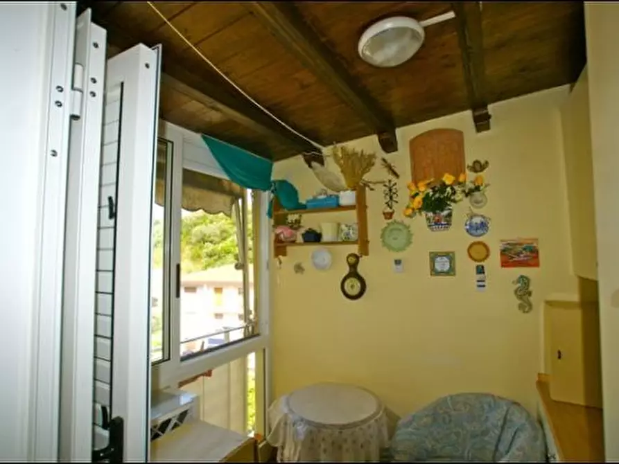 Immagine 16 di Trilocale in vendita  a Lerici