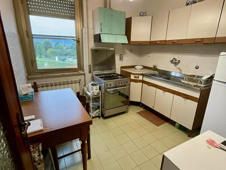 Immagine 6 di Quadrilocale in vendita  a Ameglia