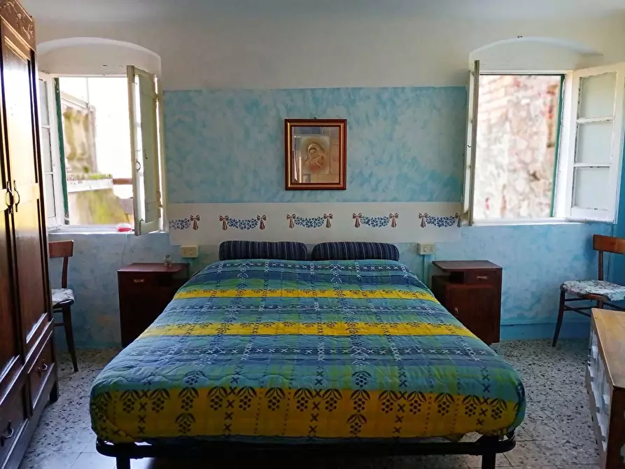 Immagine 15 di Quadrilocale in vendita  a Ameglia