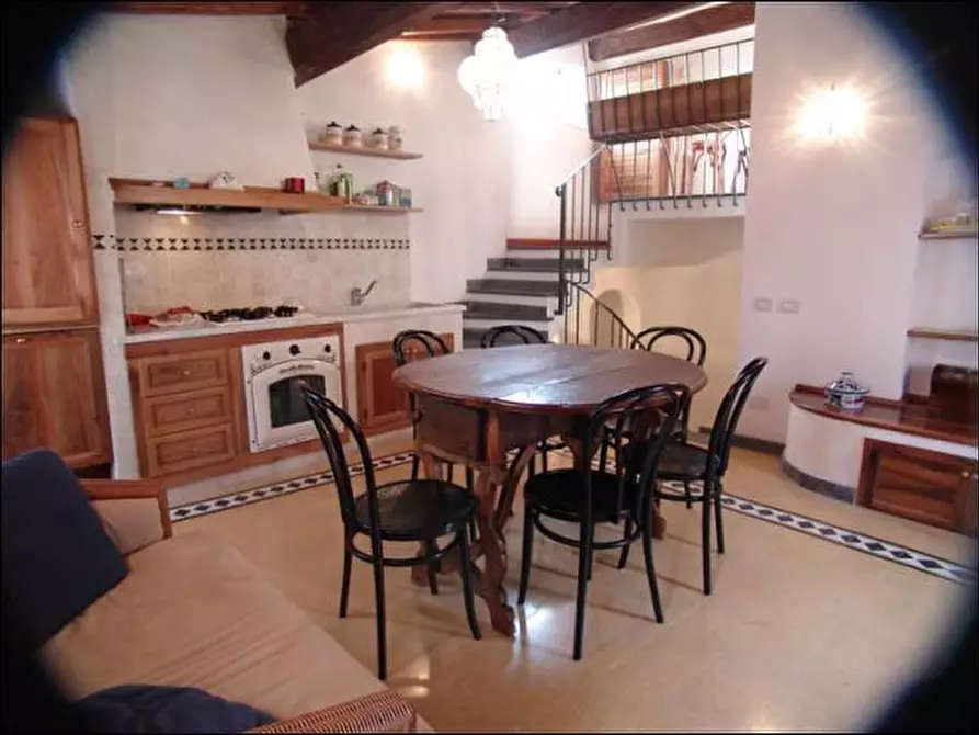 Immagine 6 di Terratetto in vendita  a Ameglia