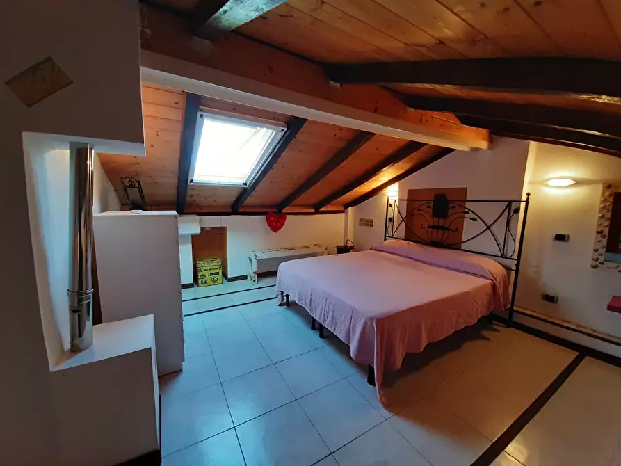 Immagine 20 di Casa semindipendente in vendita  a Ortonovo