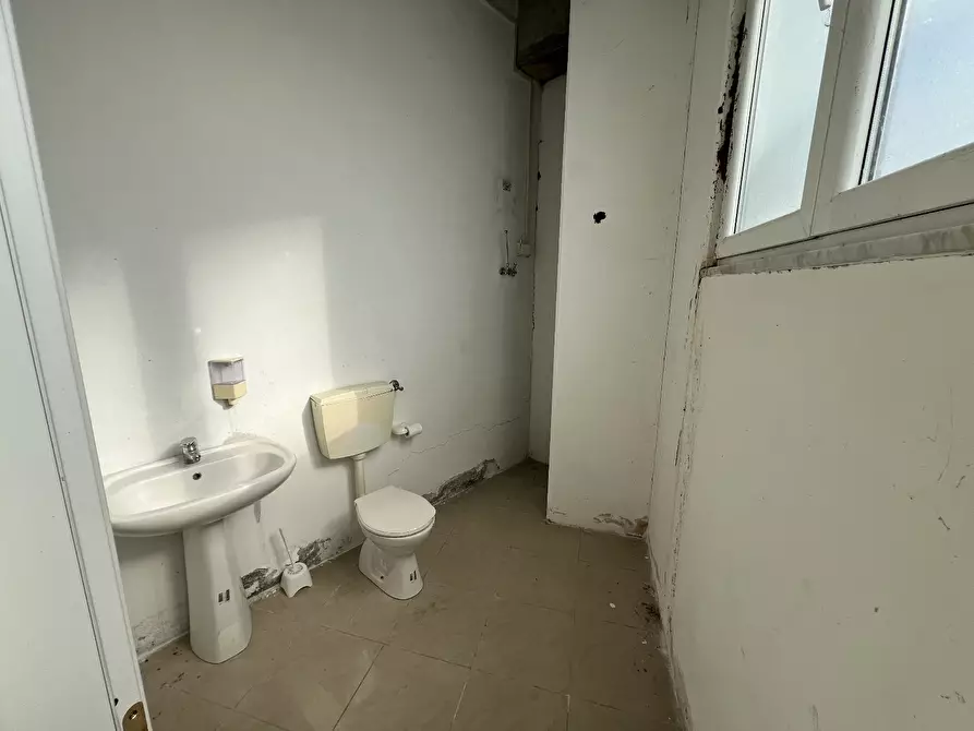 Immagine 6 di Capannone industriale in vendita  in Via Nazionale Cisa a Aulla