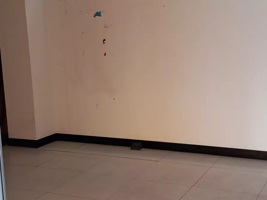 Immagine 3 di Ufficio in affitto  in Strada Statale 1 a Sarzana