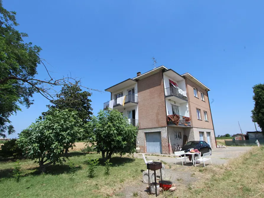Immagine 21 di Casa indipendente in vendita  in Via Vanotto a Valsamoggia