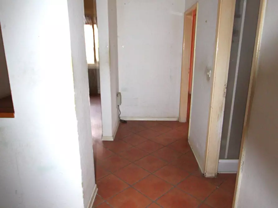 Immagine 13 di Appartamento in vendita  in Via Sirena a Valsamoggia