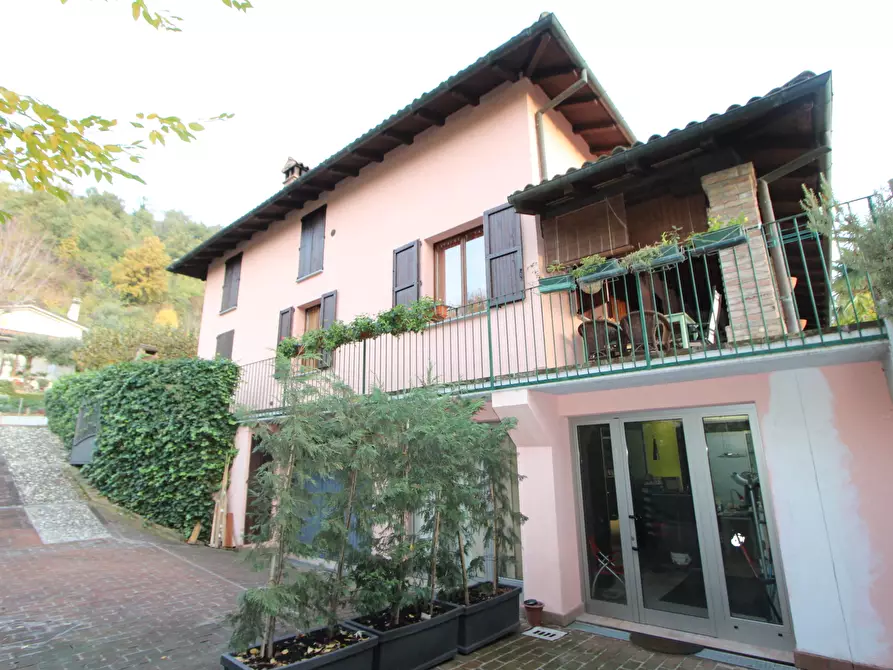 Immagine 57 di Porzione di casa in vendita  in Via Marco Biagi a Valsamoggia