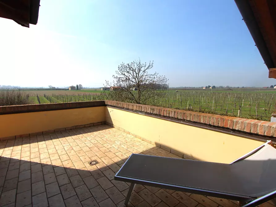 Immagine 42 di Villa in vendita  in Via Augusto Ferrari a Valsamoggia