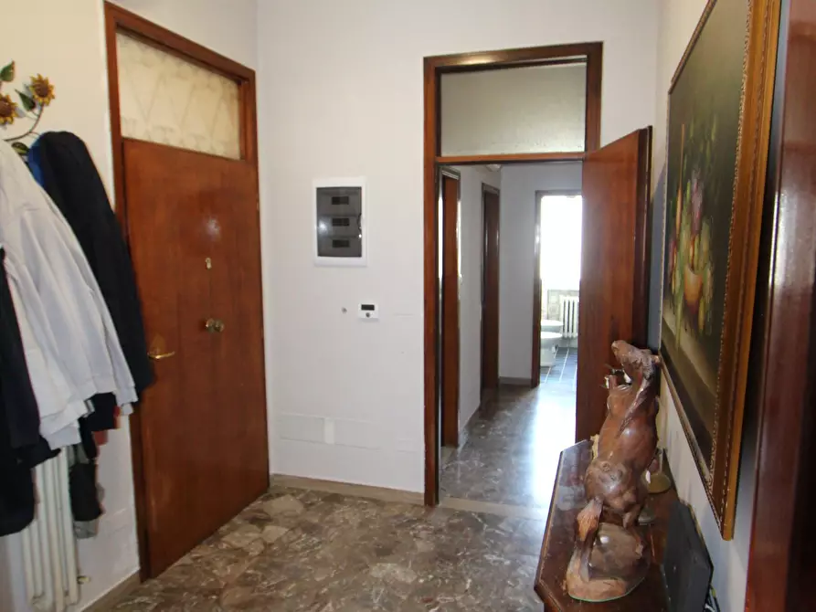 Immagine 4 di Casa indipendente in vendita  in Via Vanotto a Valsamoggia