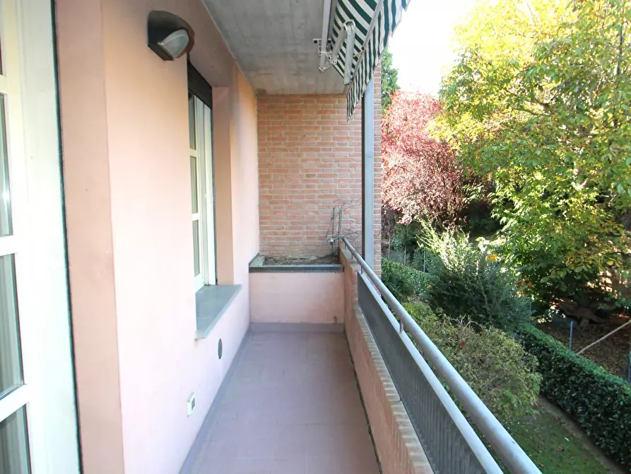 Immagine 9 di Appartamento in vendita  in Viale dell'Indipendenza a Valsamoggia