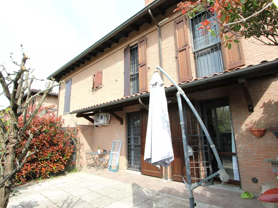 Immagine 16 di Porzione di casa in vendita  in Via Prati di Soletto a Valsamoggia