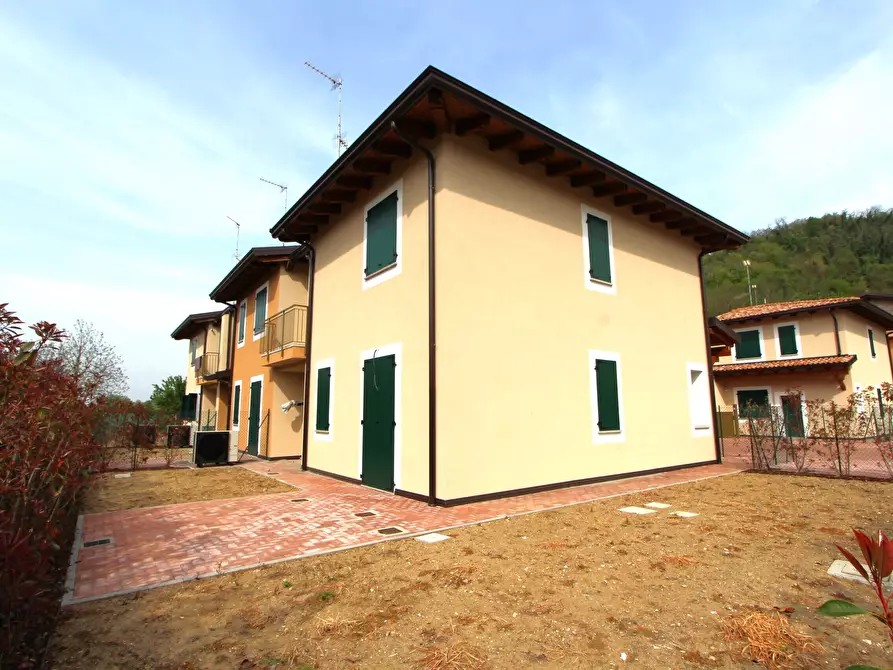 Immagine 18 di Villetta a schiera in vendita  in Via Prati di Soletto a Valsamoggia