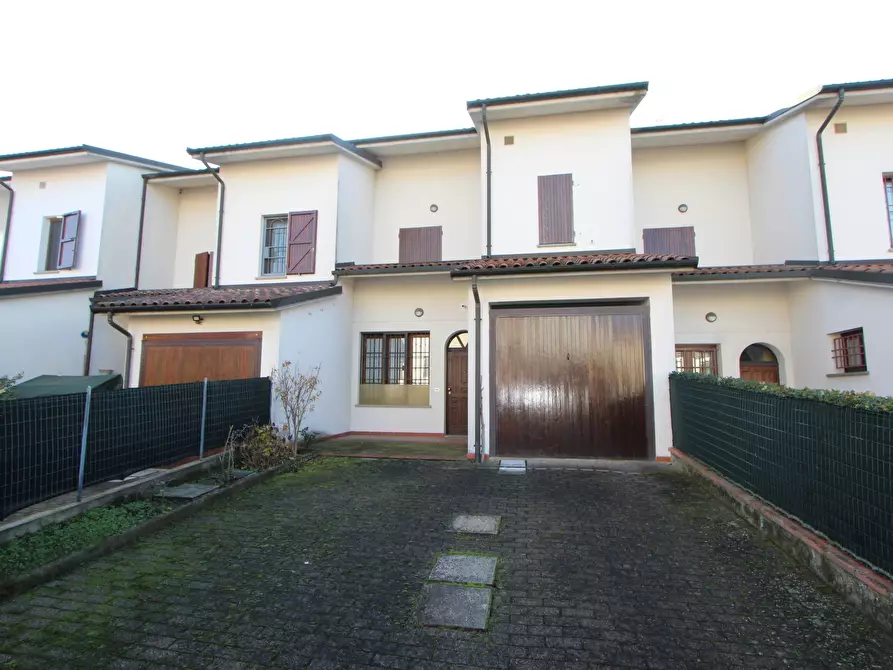 Immagine 9 di Villetta a schiera in vendita  in Via Pietro Nenni 26 a Valsamoggia