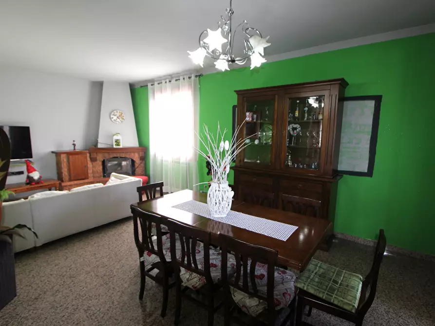 Immagine 24 di Villa in vendita  in Via dell'Artigiano 1 a Valsamoggia