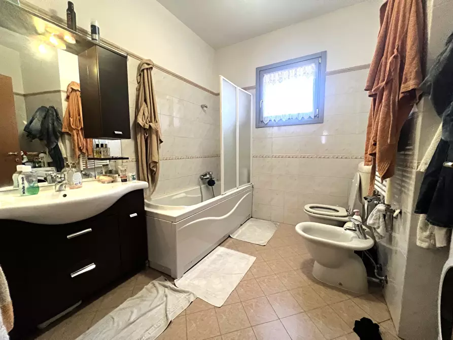 Immagine 26 di Appartamento in vendita  in Via Giuseppe Mazzini a Valsamoggia