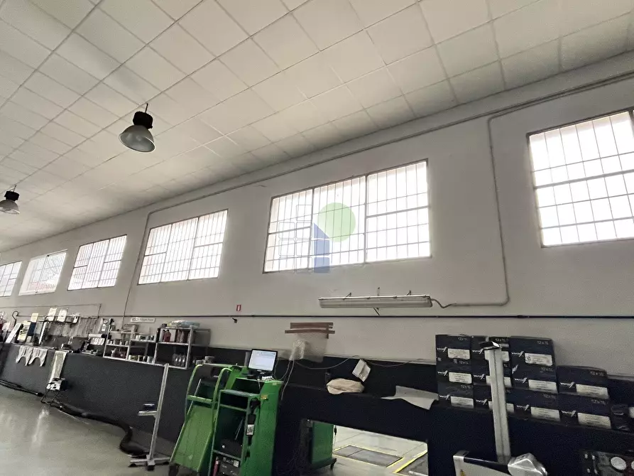 Immagine 6 di Capannone industriale in affitto  in Via Francesco Pera 88 a Livorno