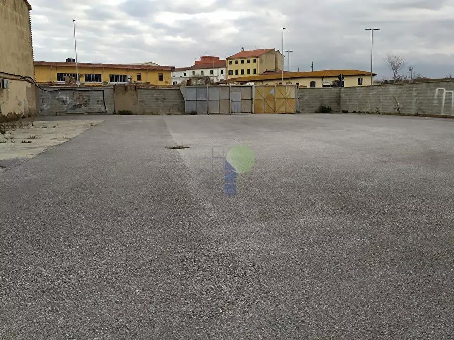 Immagine 15 di Attività artigianale in affitto  in Via Del Marzocco 40 a Livorno