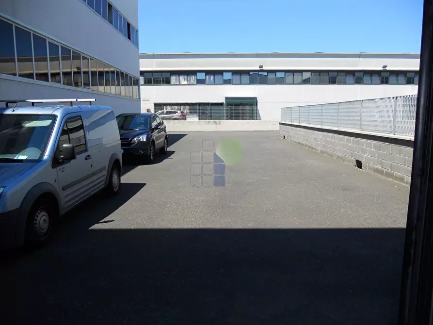 Immagine 5 di Attività artigianale in vendita  in via dei Ramai a Livorno