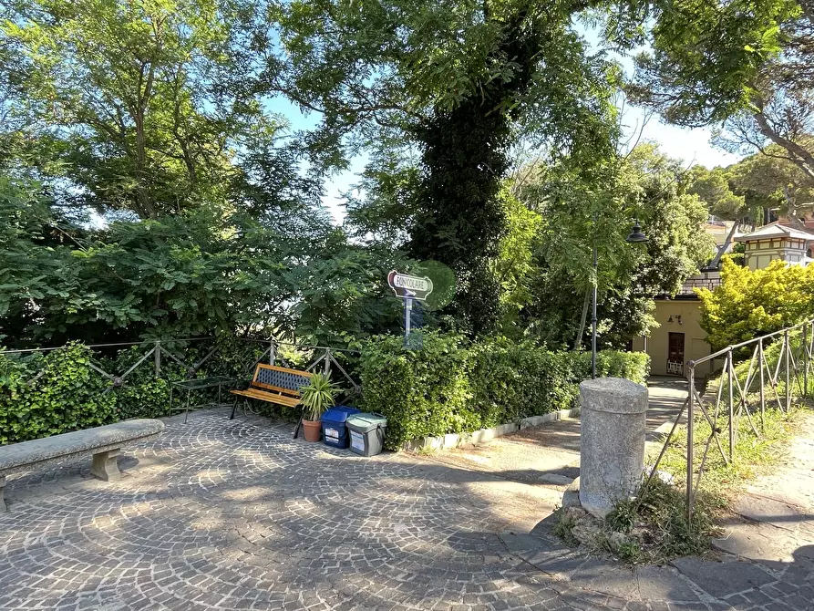 Immagine 28 di Capannone industriale in vendita  in Piazza di Montenero 15 a Livorno