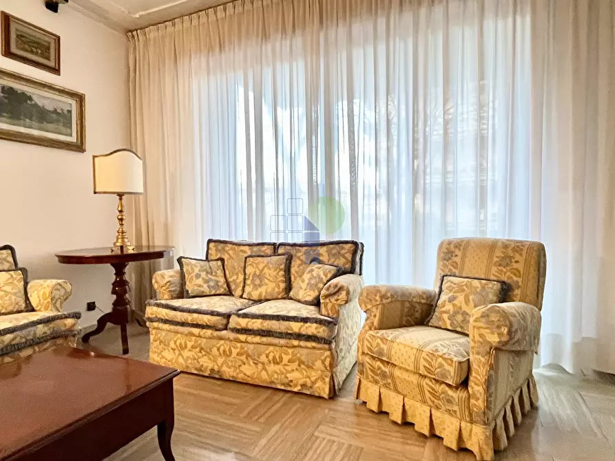 Immagine 13 di Pentalocale in vendita  in Via Calzabigi 110 a Livorno