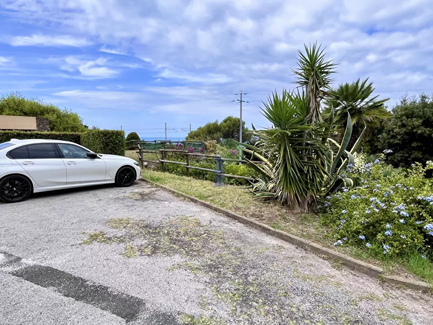 Immagine 3 di Appartamento in vendita  in Via Aurelia 820 a Rosignano Marittimo