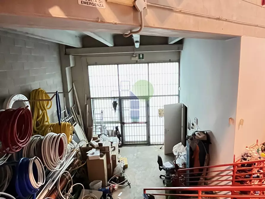 Immagine 9 di Attività artigianale in vendita  in Via Cimarosa 191 a Livorno