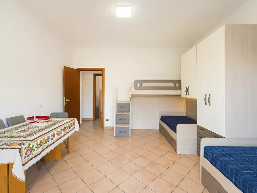 Immagine 16 di Trilocale in vendita  in Via Torino 11 a Arona