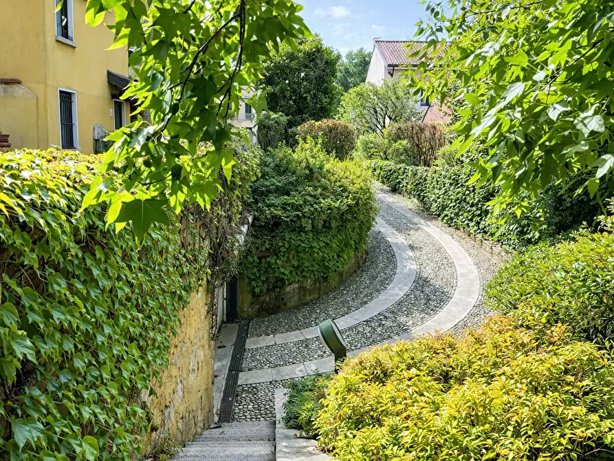 Immagine 13 di Trilocale in affitto  in Via Dante Alighieri 1 a Cureggio