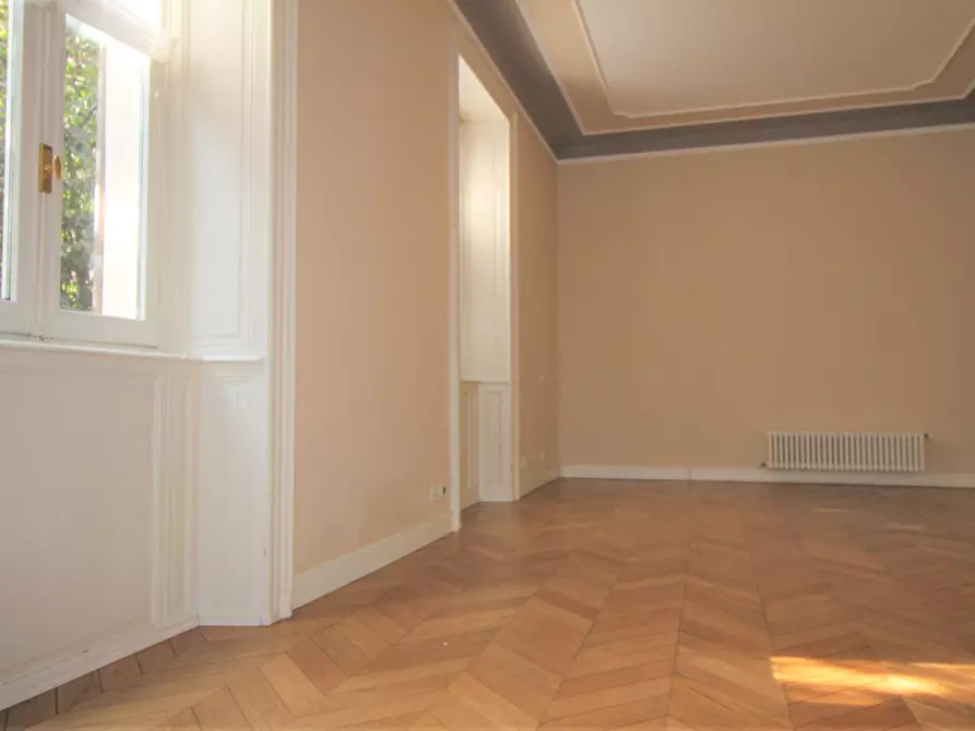 Immagine 35 di Trilocale in affitto  in Via XX Settembre 1 a Arona