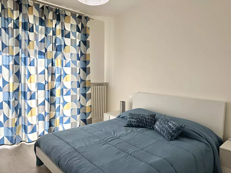 Immagine 25 di Trilocale in affitto  in Via XXV Aprile 1 a Arona