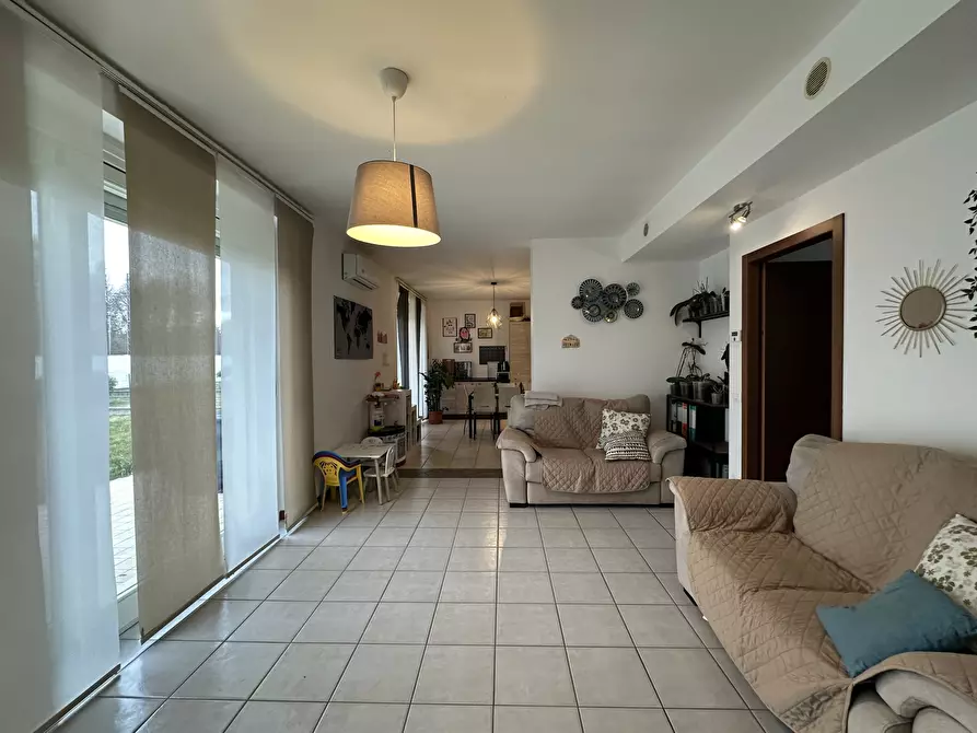 Immagine 10 di Trilocale in vendita  in Via G. Verdi 1 a Borgomanero