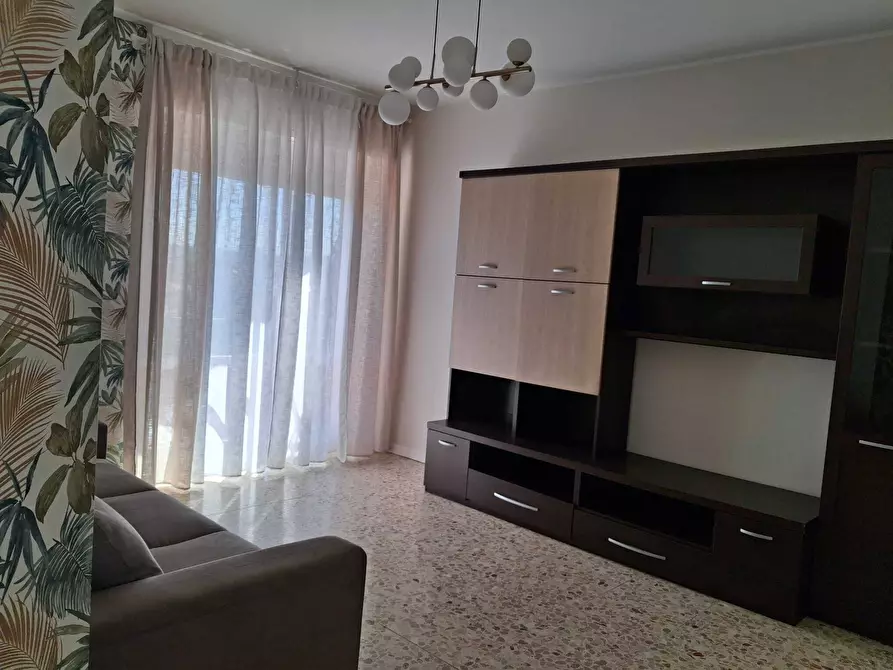Immagine 2 di Bilocale in affitto  in Via Vittorio Veneto 1 a Arona