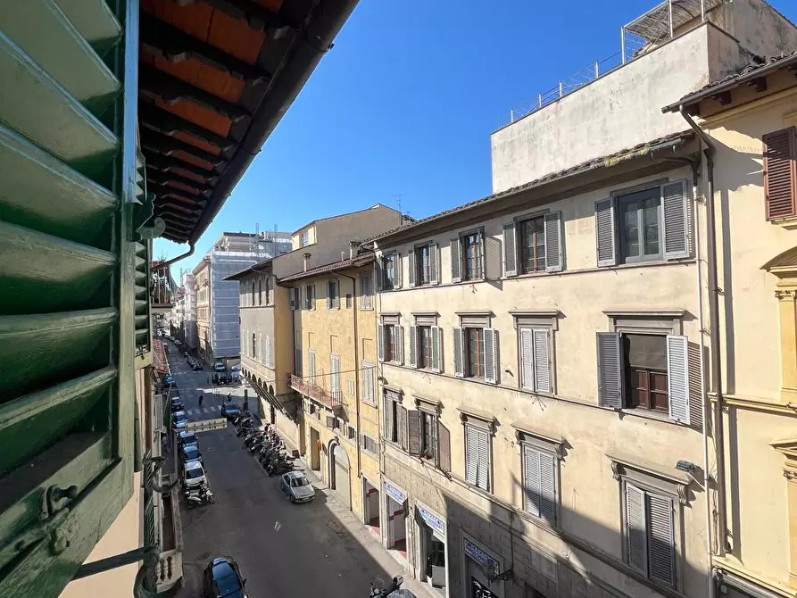 Immagine 12 di Quadrilocale in vendita  in borgo ognissanti a Firenze