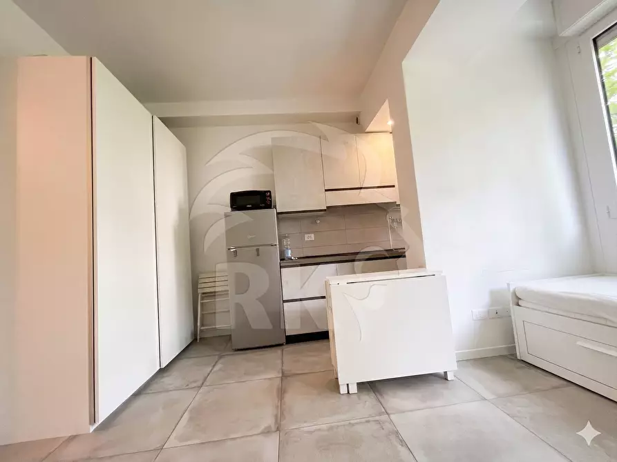 Immagine 10 di Monolocale in vendita  in Via Libero Battistelli 2 a Bologna
