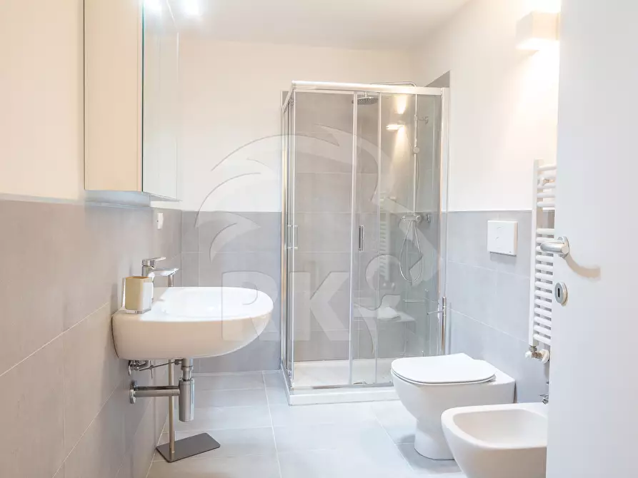 Immagine 6 di Bilocale in affitto  a Bologna