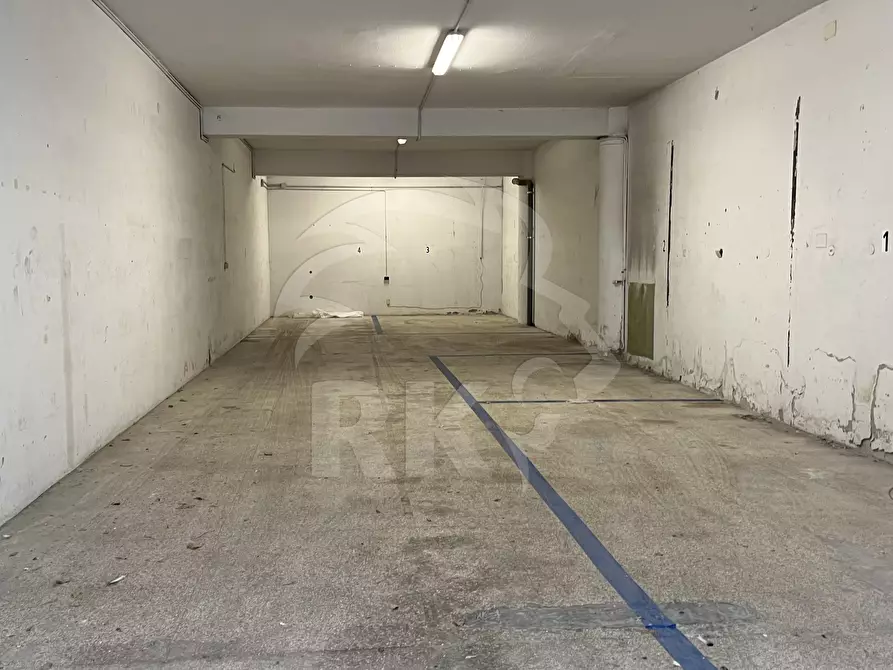 Immagine 2 di Garage in affitto  in via del rondone 1 a Bologna