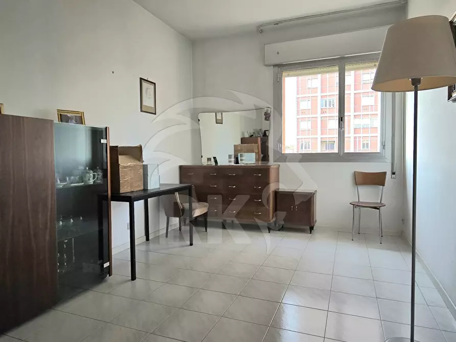 Immagine 5 di Pentalocale in vendita  in via cellini 11 a Bologna