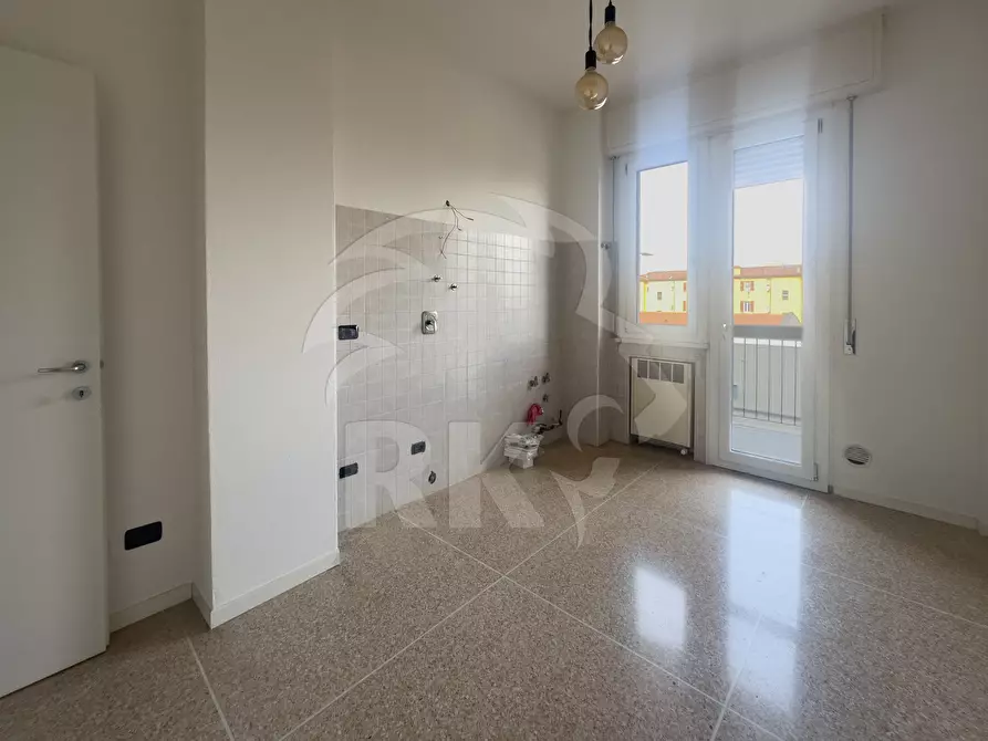 Immagine 11 di Quadrilocale in affitto  in Viale Sandro Pertini 8 a Bologna