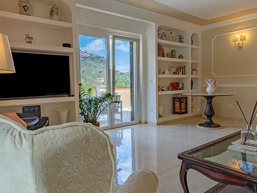 Immagine 78 di Villa in vendita  in Contrada Mastrissa a Taormina