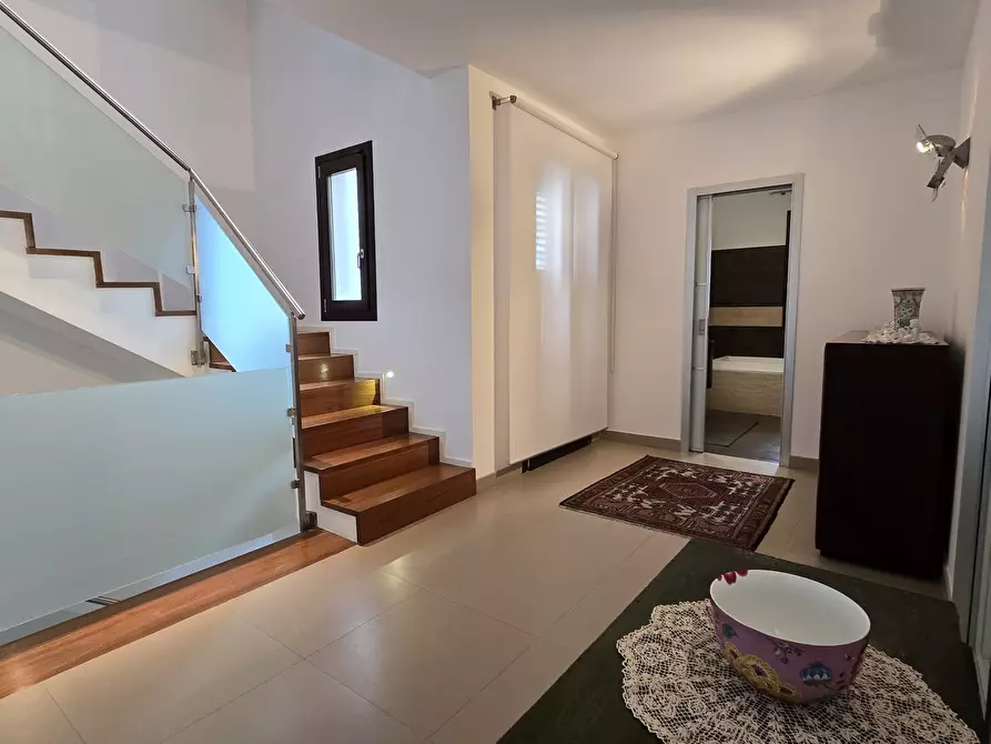 Immagine 15 di Villa in vendita  in Via Monti Nebrodi 64 a Siracusa