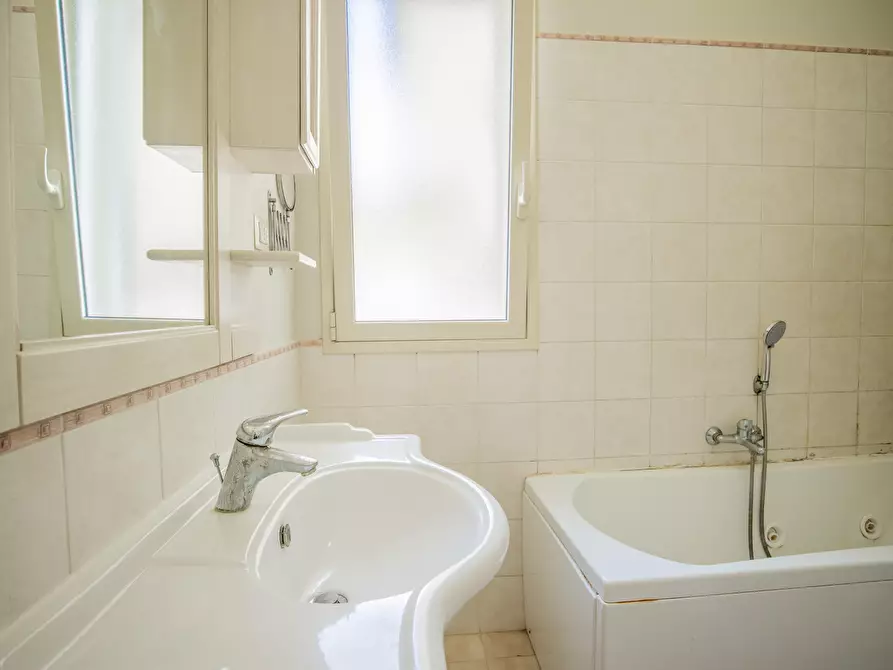 Immagine 19 di Villa in vendita  in VIA FILICUDI 34 a Siracusa